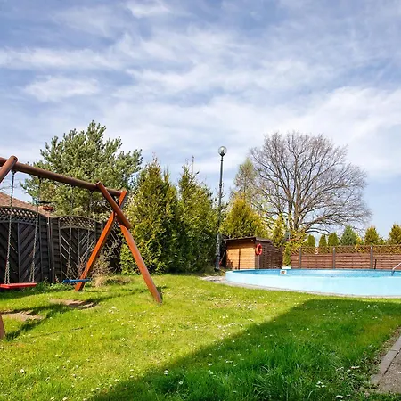 Mierzeja Bliss Point Sauna, Jacuzzi, Basen アパート シュトゥトボ