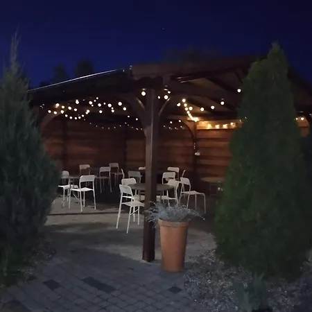 アパート Mierzeja Bliss Point Sauna, Jacuzzi, Basen シュトゥトボ